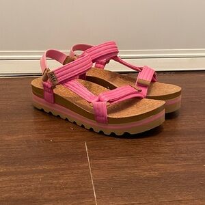 Reef Vibrant Pink Platform Sandals